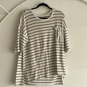 Striped quarter sleeve!